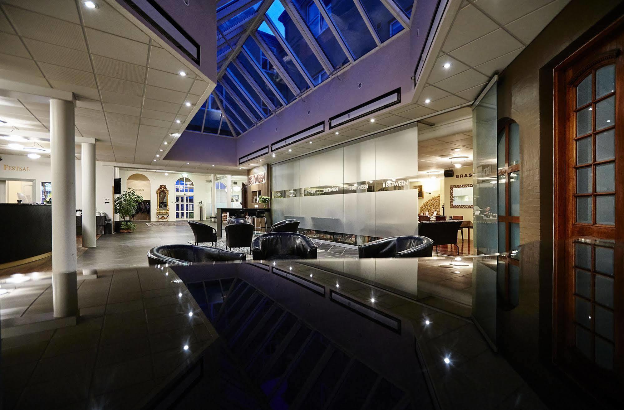 Hotel Schaumburg ホルステブロー エクステリア 写真